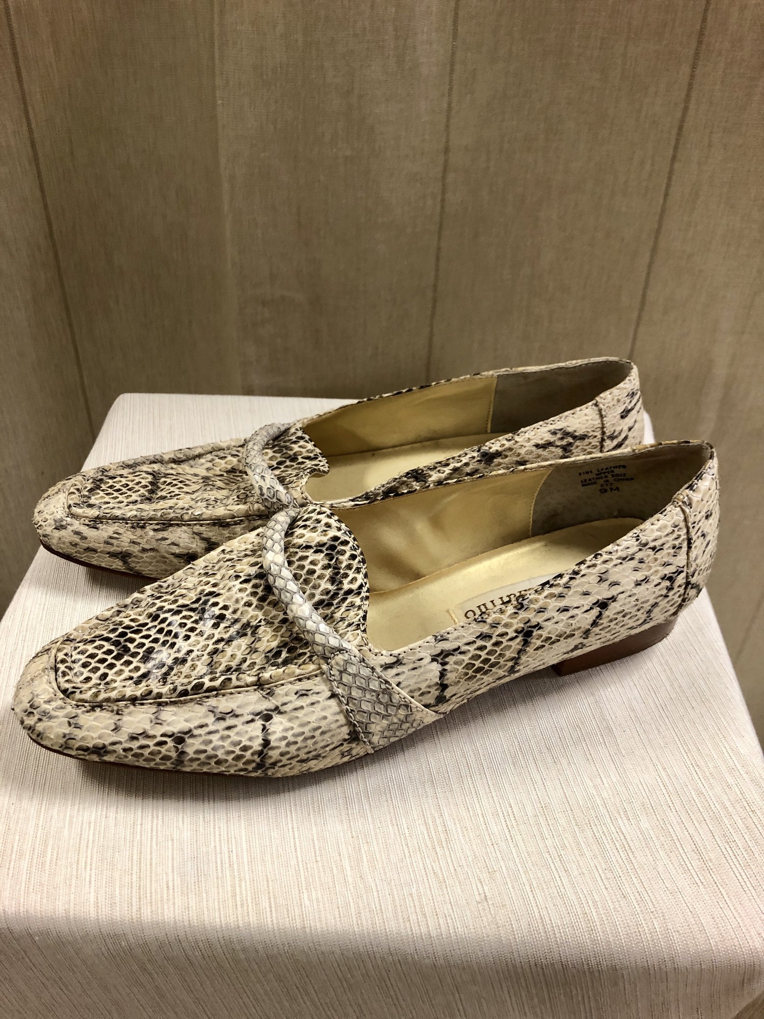 ANN MARINO Snakeskin Flats - Stitched Up