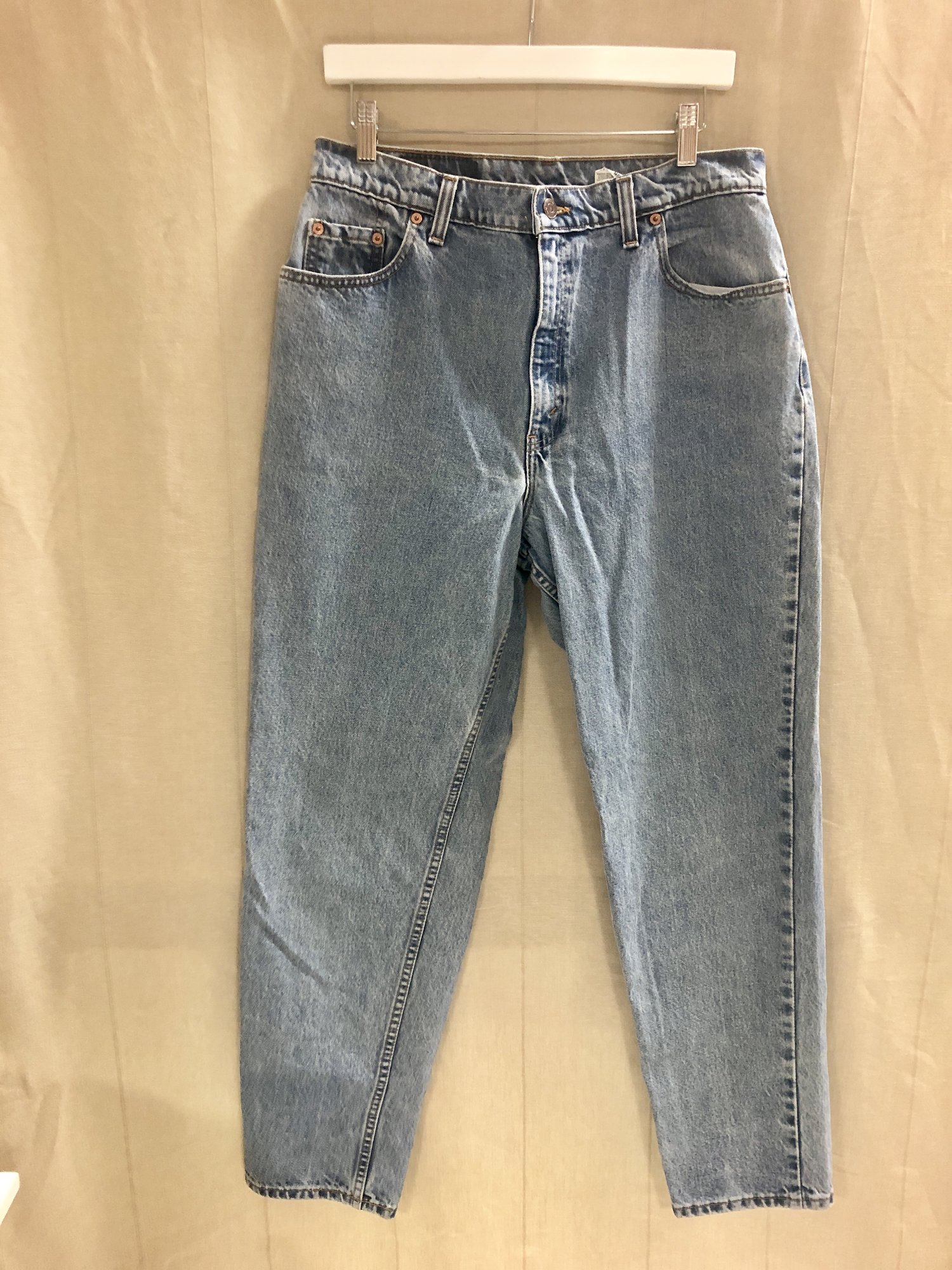 THIRD SISTER VINTAGE Levi's - Stitched Up